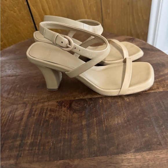 Vince |Shoes| Luella Ankle Strap Sandal Nude Heels Women's 7.5 - Picture 2 of 9
